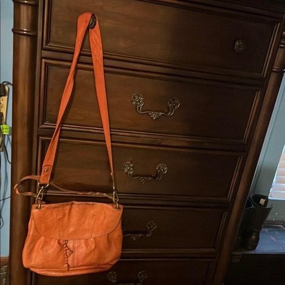 Fossil Vintage Leather Bag - Picture 2 of 10